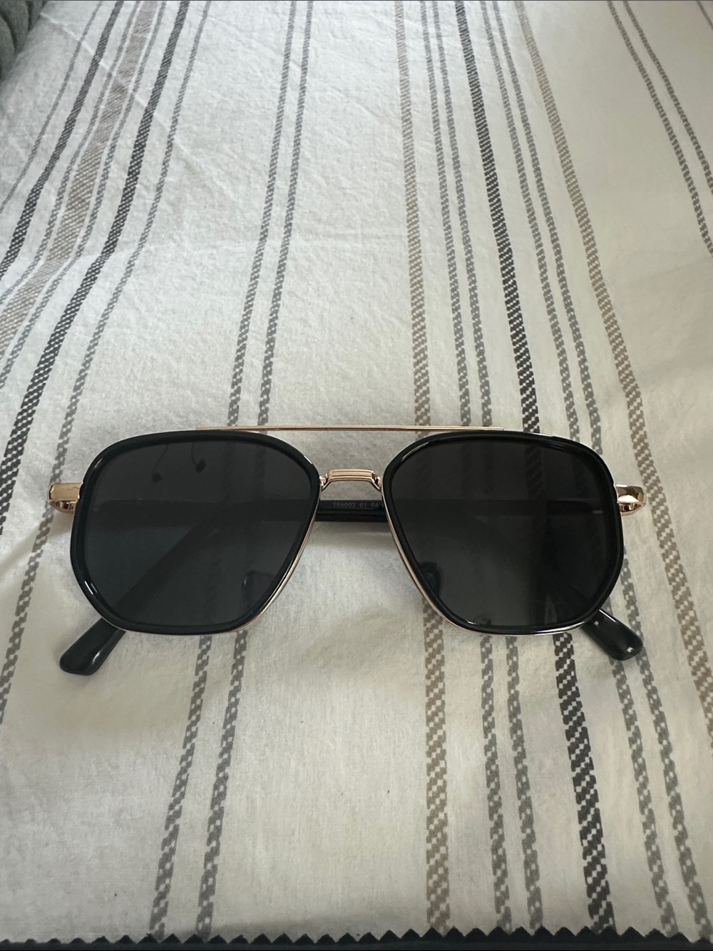 Black and Gold Women's Fashion Sunglasses